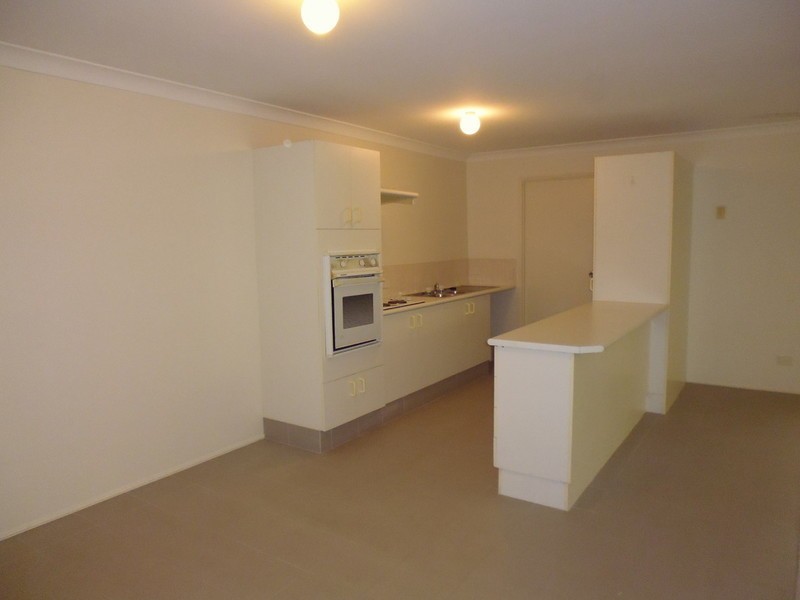 2/8 Coleridge Court, Nerang QLD 4211