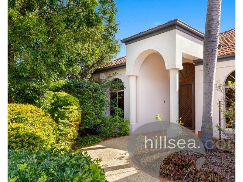 12 Hazel Court, Arundel QLD 4214