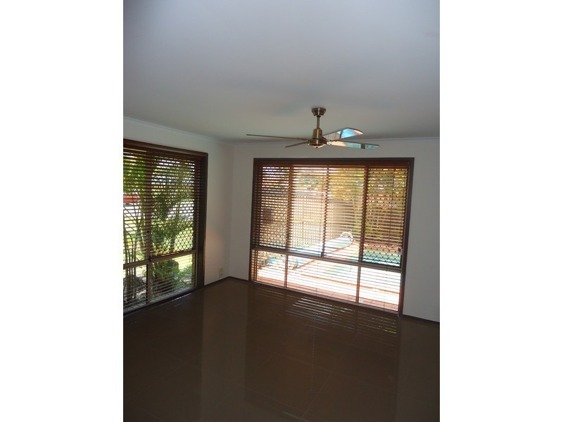 44 Inverness Way, Parkwood QLD 4214