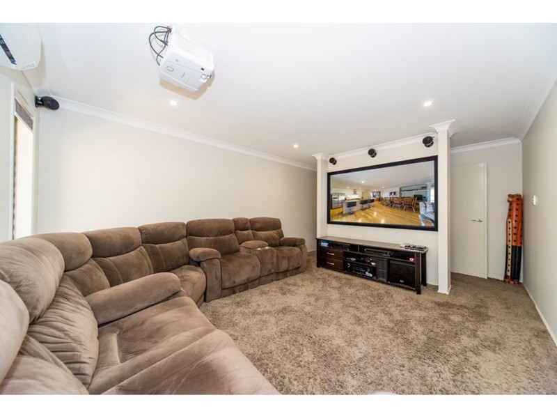 35 Wolseley Way, Upper Coomera QLD 4209