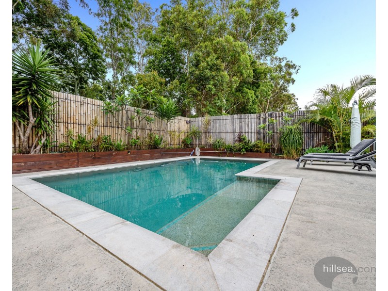 18 Fadden Close, Arundel QLD 4214