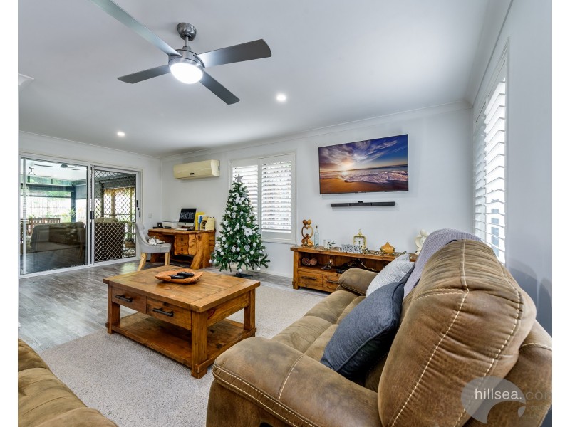 18 Fadden Close, Arundel QLD 4214