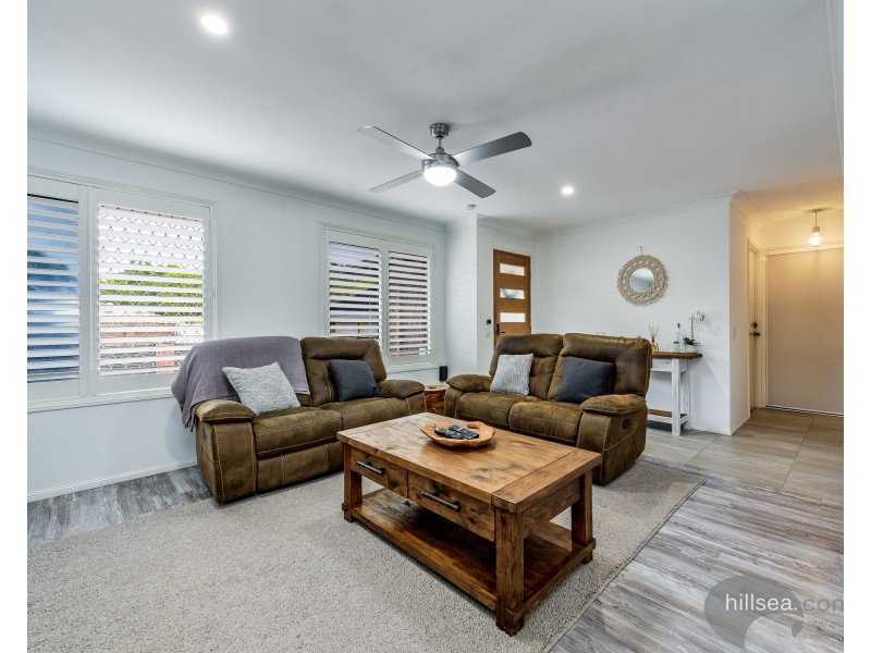 18 Fadden Close, Arundel QLD 4214
