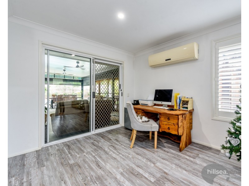 18 Fadden Close, Arundel QLD 4214