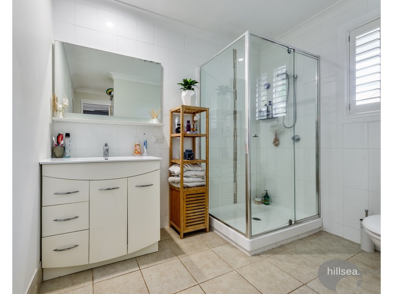 18 Fadden Close, Arundel QLD 4214