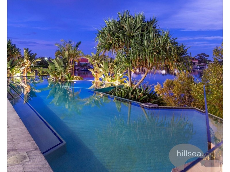 11003/5 Harbourside Court, Biggera Waters QLD 4216