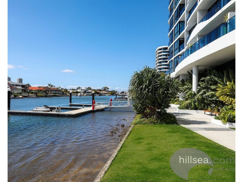 11003/5 Harbourside Court, Biggera Waters QLD 4216
