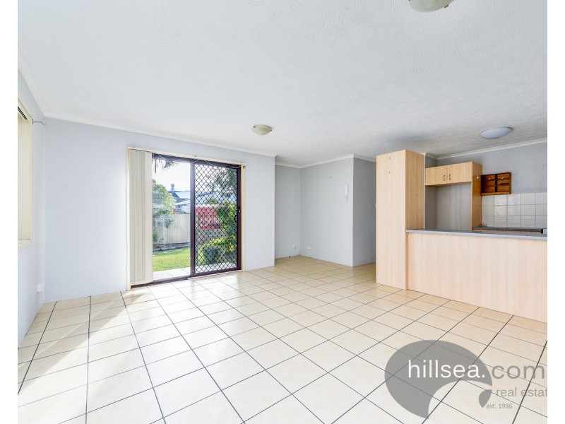 1/25 Ahern Street, Labrador QLD 4215