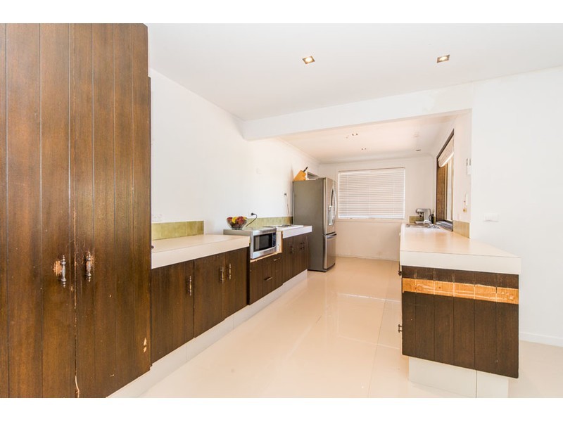 109 Oxley Drive, Paradise Point QLD 4216