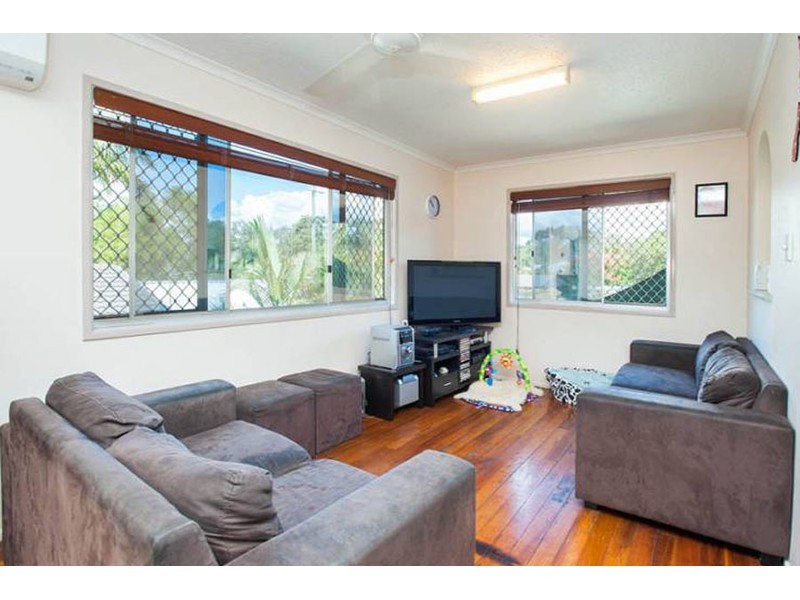 15 Iando Street, Coombabah QLD 4216