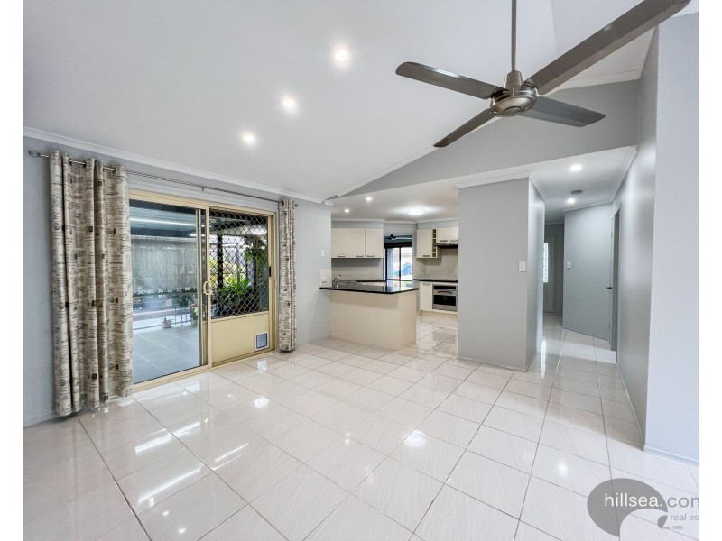 6 Whyalla Court, Helensvale QLD 4212
