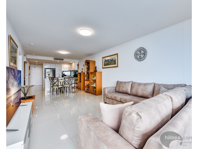 11303/5 Harbourside Court, Biggera Waters QLD 4216