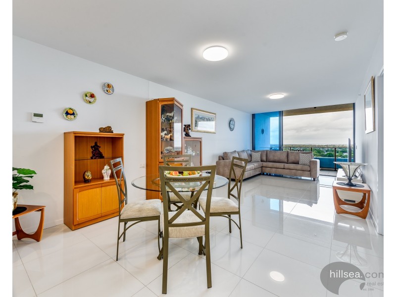 11303/5 Harbourside Court, Biggera Waters QLD 4216