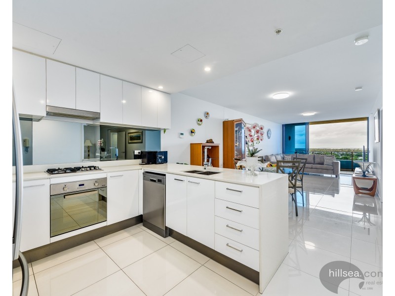 11303/5 Harbourside Court, Biggera Waters QLD 4216