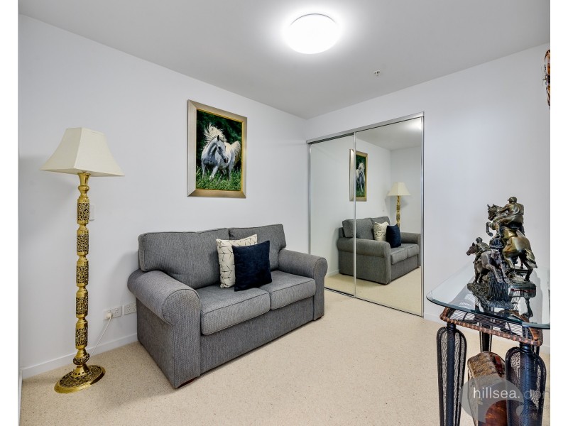 11303/5 Harbourside Court, Biggera Waters QLD 4216