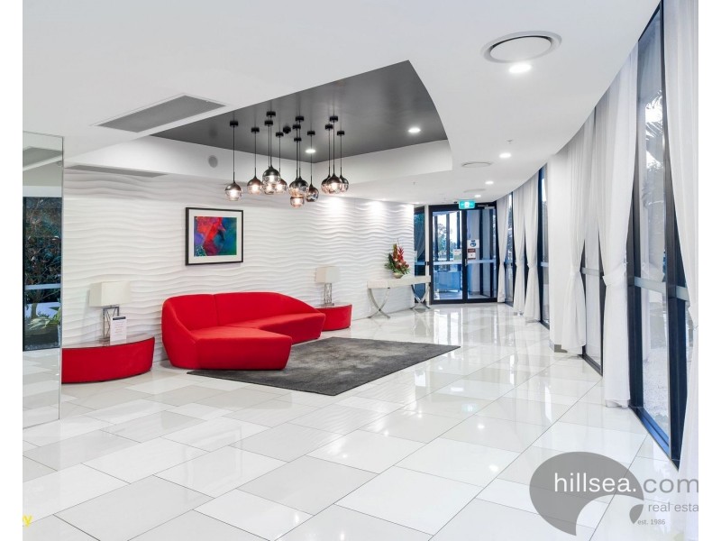 11303/5 Harbourside Court, Biggera Waters QLD 4216