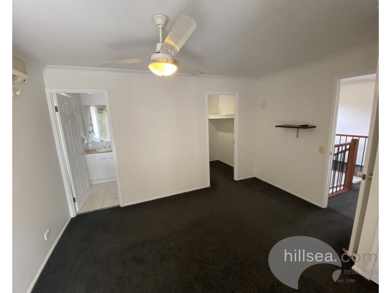 42 Christina Ryan Way, Arundel QLD 4214