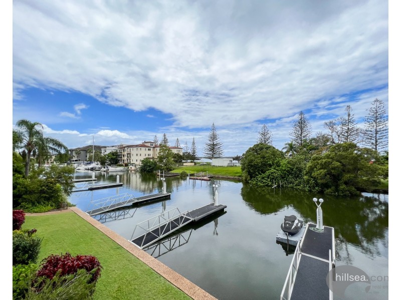9/9-13 Madang Crescent, Runaway Bay QLD 4216