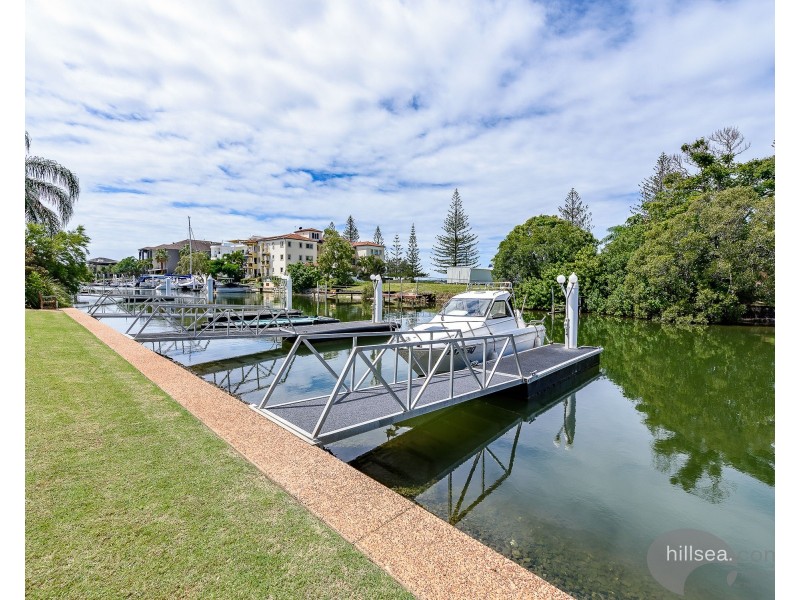 9/9-13 Madang Crescent, Runaway Bay QLD 4216
