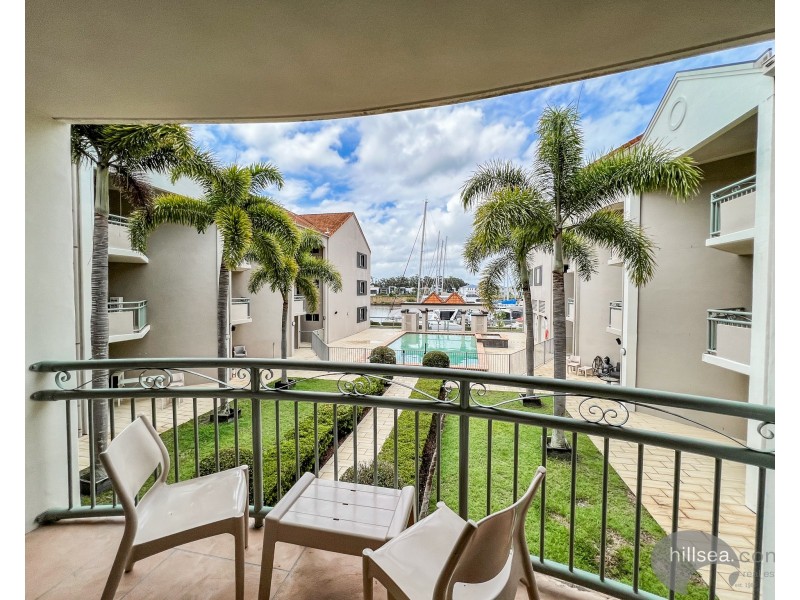 2010/11 John Lund Drive, Hope Island QLD 4212