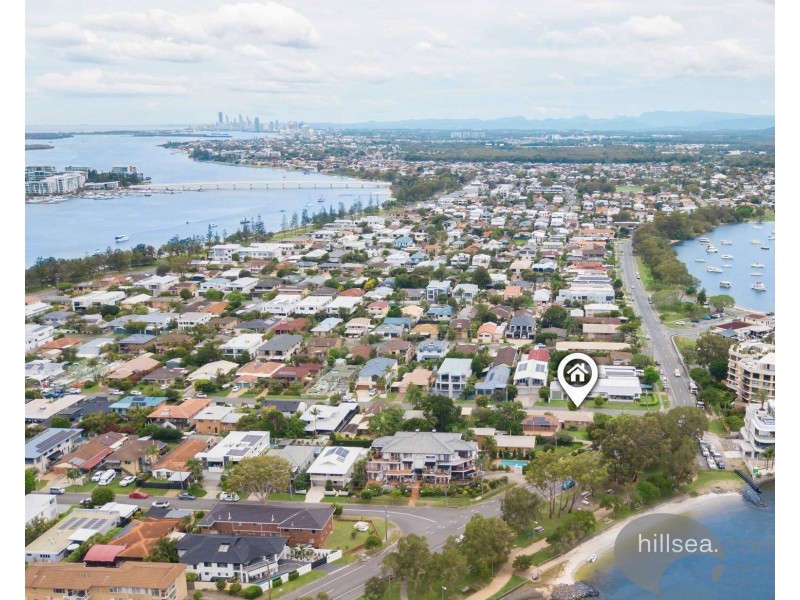 1/1 Esplanade West, Paradise Point QLD 4216
