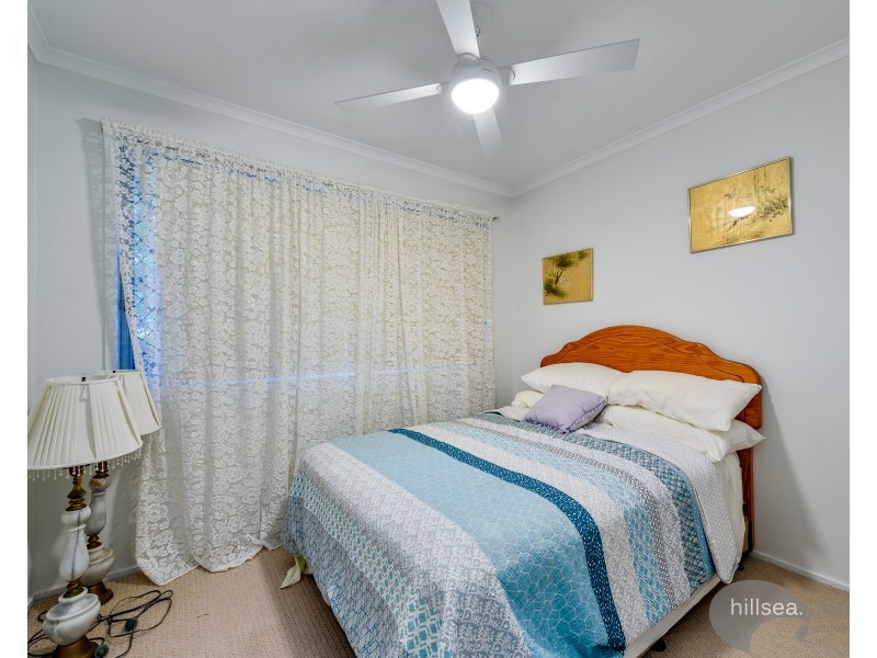 1/1 Esplanade West, Paradise Point QLD 4216