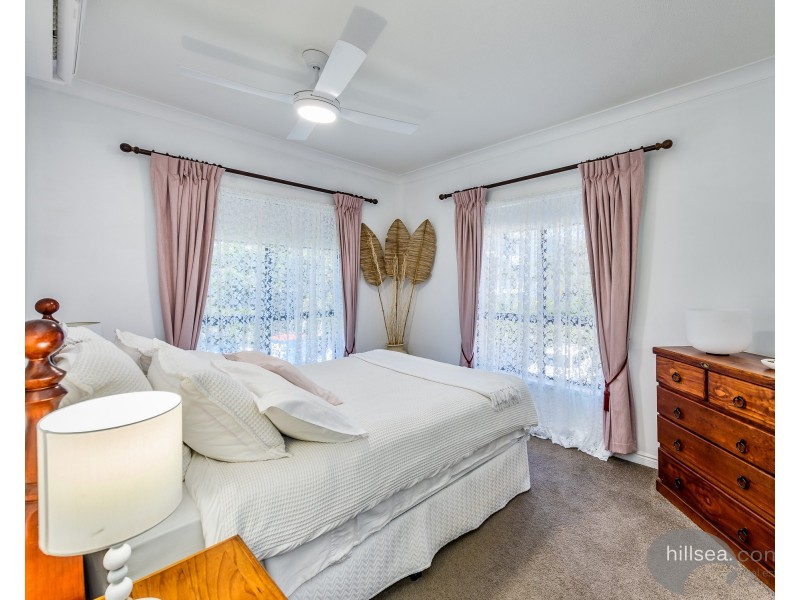 7010 Phoenix Palms Drive, Hope Island QLD 4212