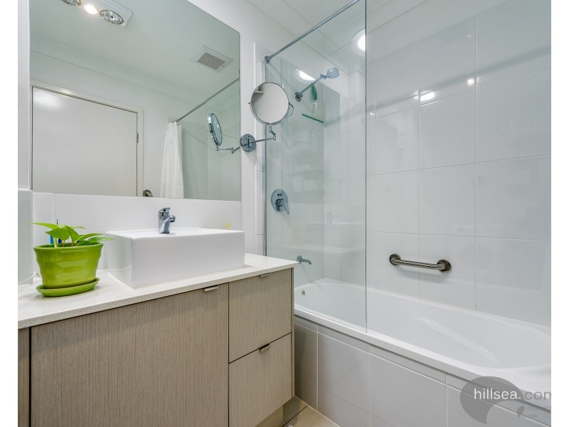 10/1 Tilbury Rise, Upper Coomera QLD 4209