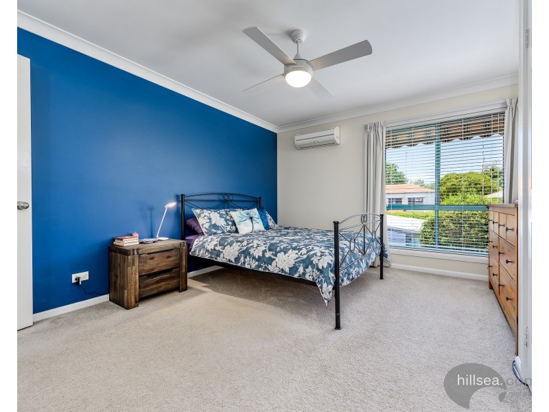 2/15 Gordon Street, Labrador QLD 4215