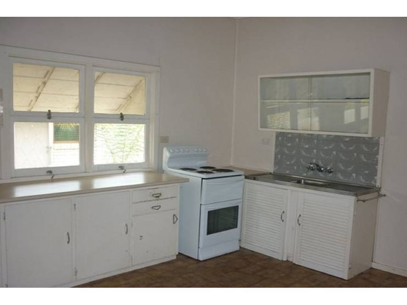 21 Swallow Avenue, Paradise Point QLD 4216