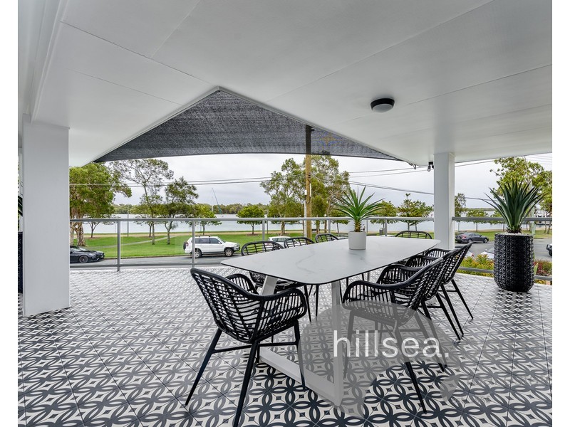 Paradise Point QLD 4216