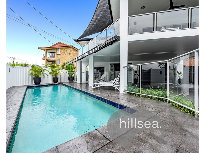 Paradise Point QLD 4216