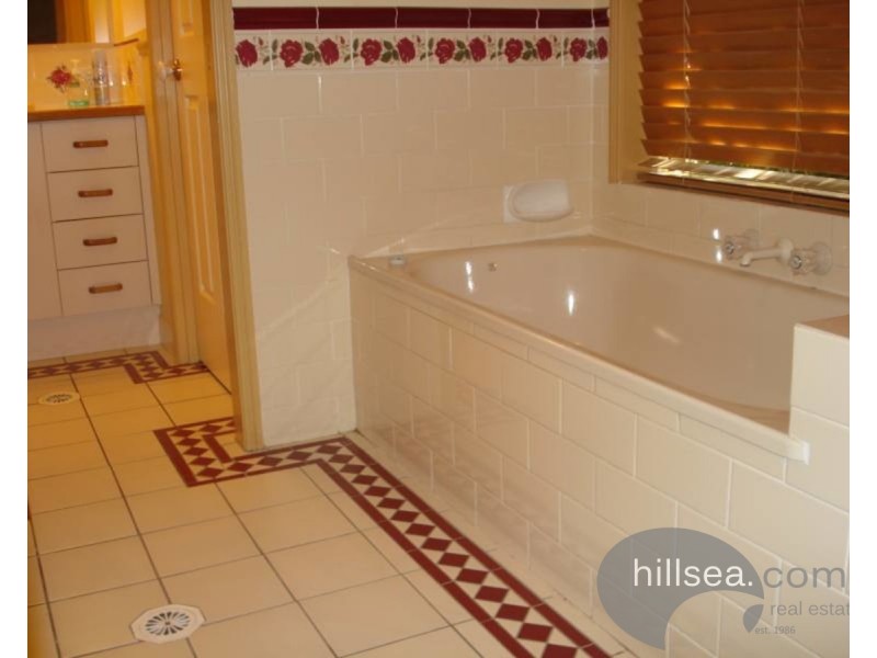 45 Henry Cotton Drive, Parkwood QLD 4214