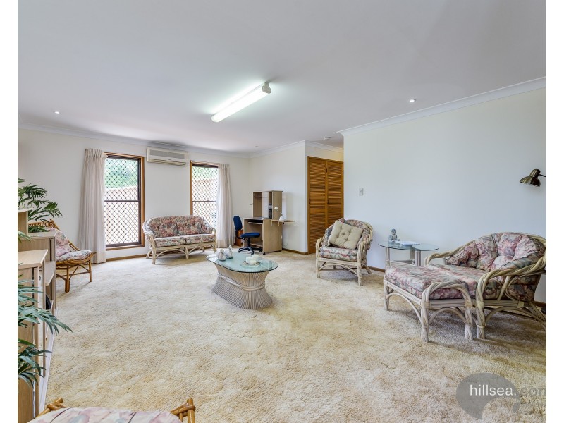 32 Jesmond Road, Helensvale QLD 4212