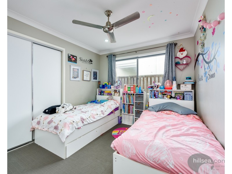 17 Ningaloo Drive, Pimpama QLD 4209