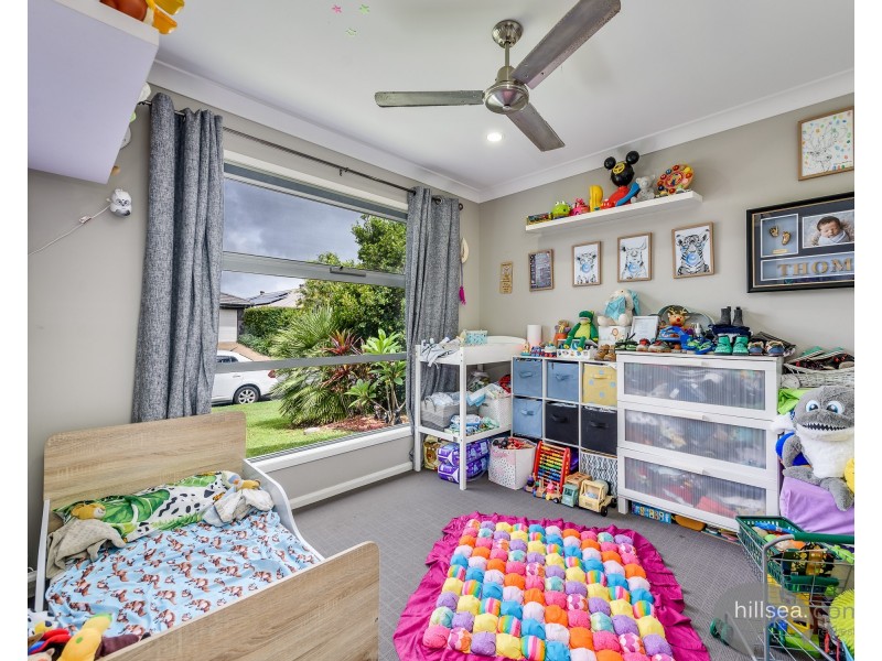 17 Ningaloo Drive, Pimpama QLD 4209