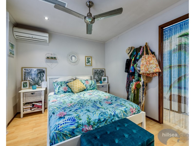 2/9 Orkney Place, Labrador QLD 4215