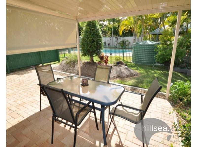 8/17 McMillan Street, Labrador QLD 4215