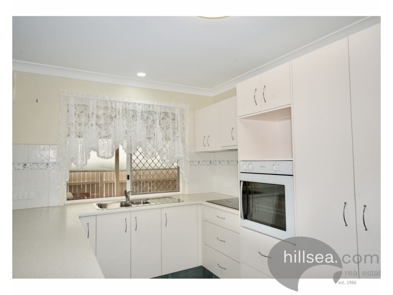 1/8 Jenaya Place, Labrador QLD 4215