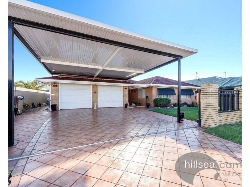 14 Drysdale Place, Paradise Point QLD 4216