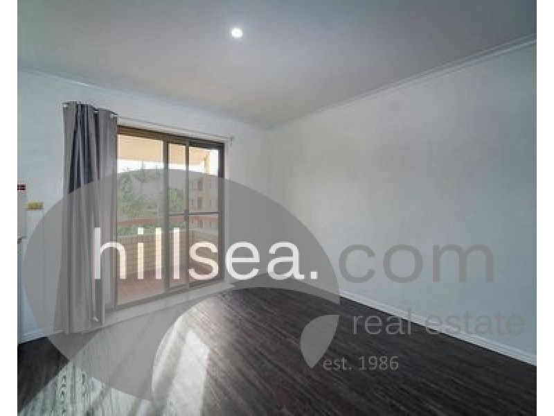 10/106 Bayview Street, Runaway Bay QLD 4216