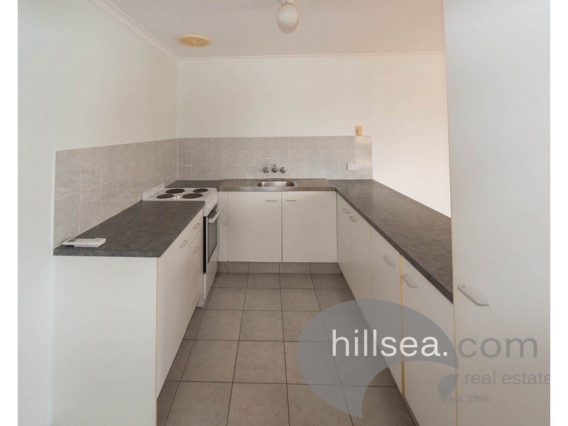 17/25 Ahern Street, Labrador QLD 4215