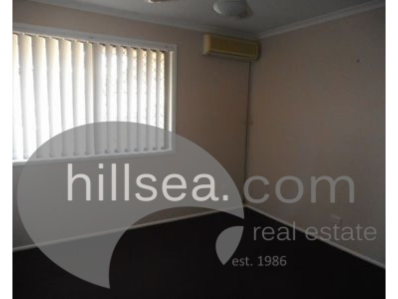 2/9 Cassandra Court, Labrador QLD 4215