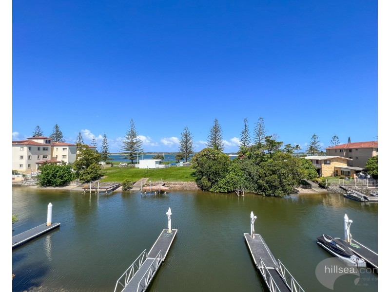 14/9 Madang Crescent, Runaway Bay QLD 4216