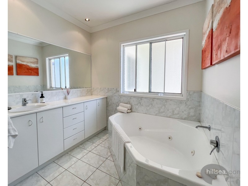14/9 Madang Crescent, Runaway Bay QLD 4216