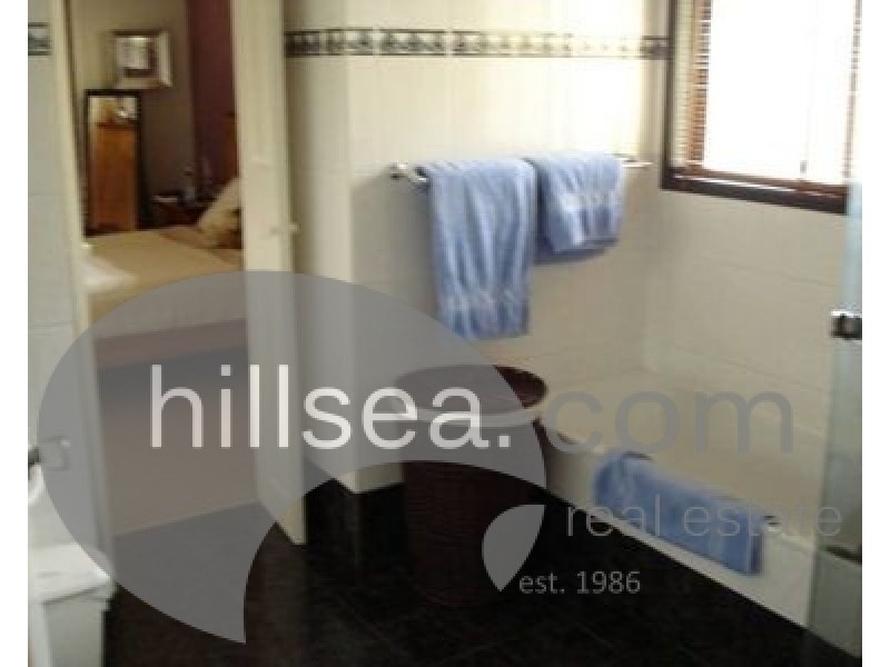 1/26 Nina Parade, Arundel QLD 4214