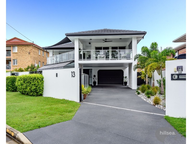 13 Esplanade West, Paradise Point QLD 4216