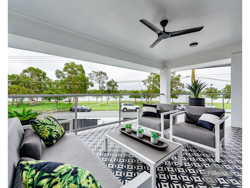 13 Esplanade West, Paradise Point QLD 4216