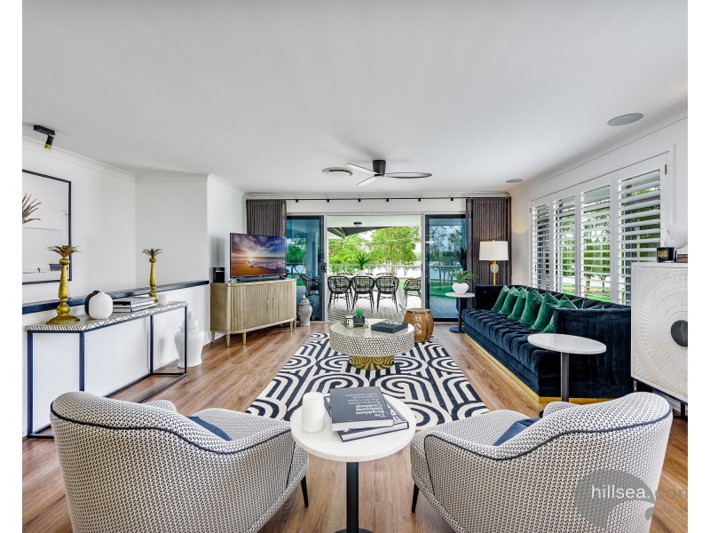 13 Esplanade West, Paradise Point QLD 4216