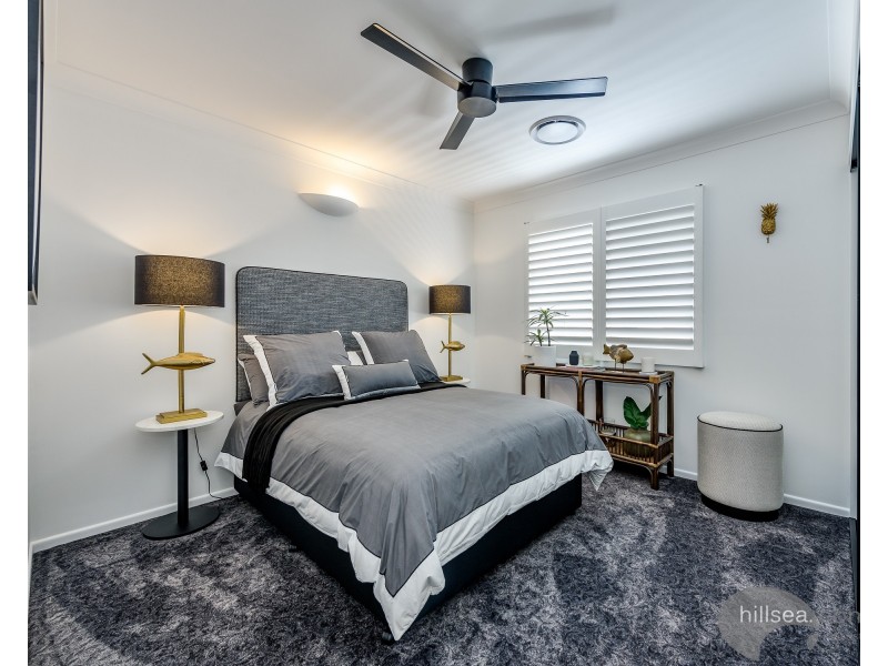 13 Esplanade West, Paradise Point QLD 4216